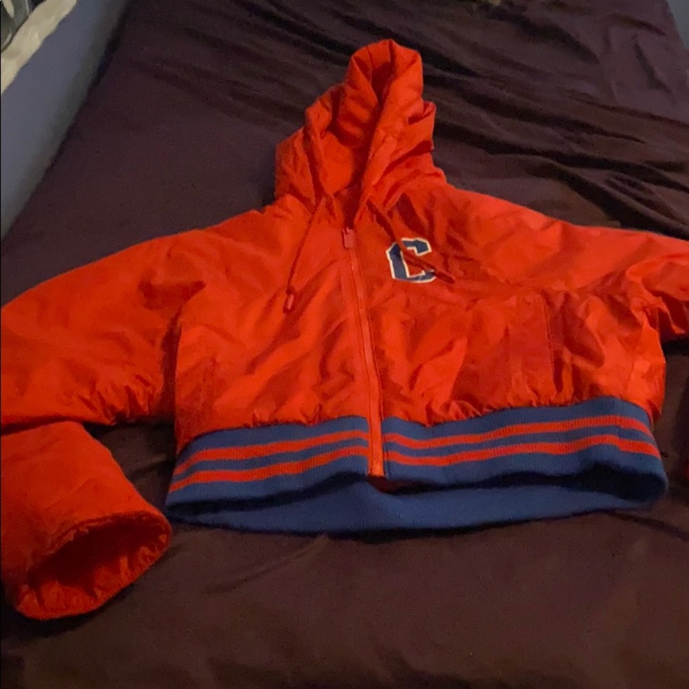 I’m selling a champion jacket